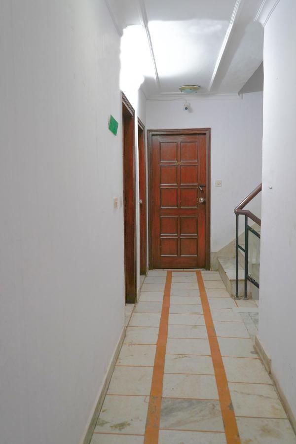 Roomshala 001 Iconic Residency New Delhi Buitenkant foto