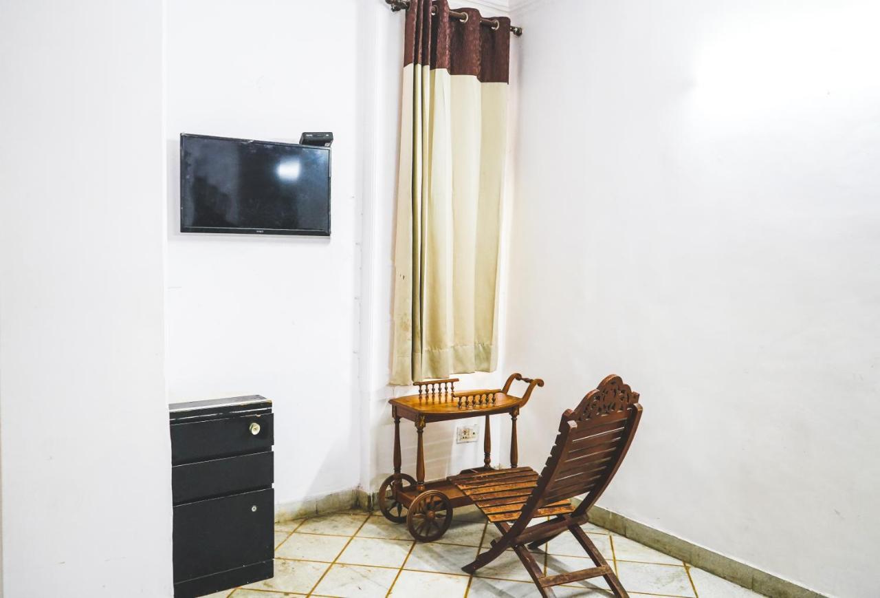 Roomshala 001 Iconic Residency New Delhi Buitenkant foto